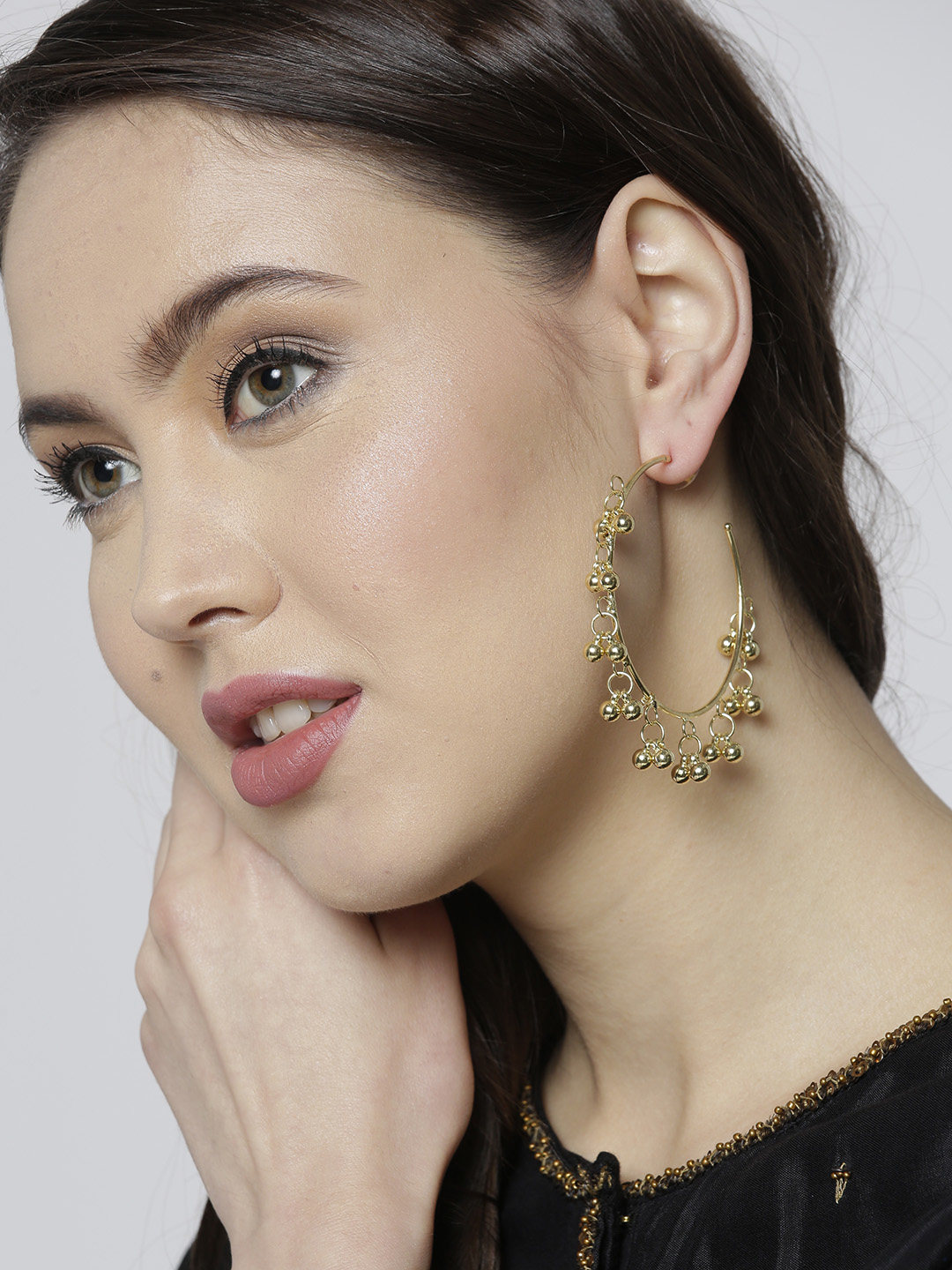 Set of 2 Ghungaroo Detail Half Hoop Earrings - Infuzze